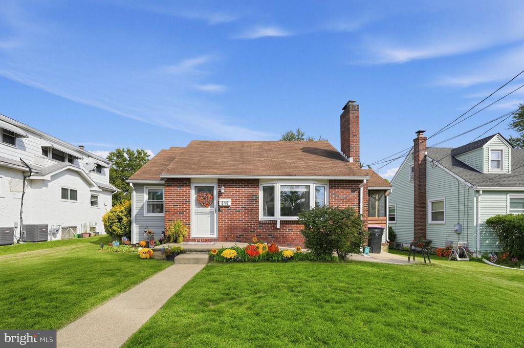 818 PRICE AVE, GLENDORA, NJ 08029 — photo 2