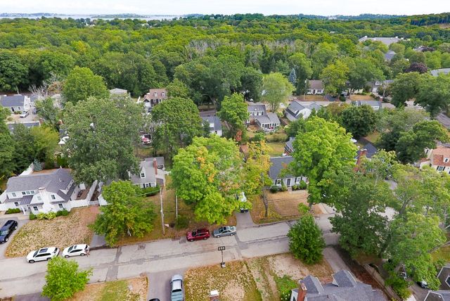 21 Sycamore Lane, Hingham, MA 02043