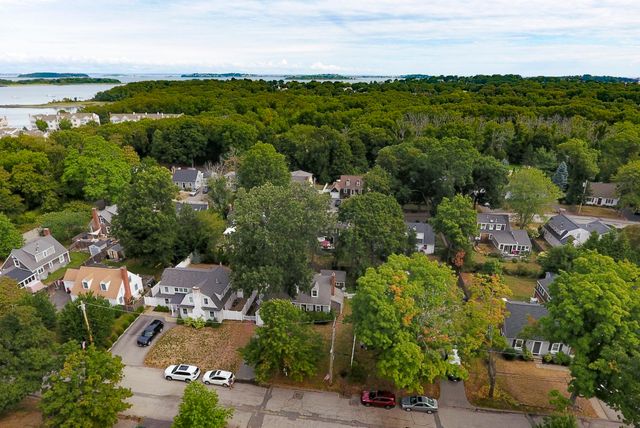 21 Sycamore Lane, Hingham, MA 02043