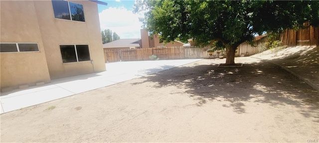 15016 Whitekirk, Victorville, CA 92394