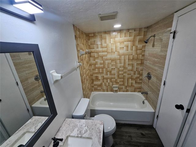 22523 WESTCHESTER BOULEVARD 102B, Port Charlotte, FL 33980