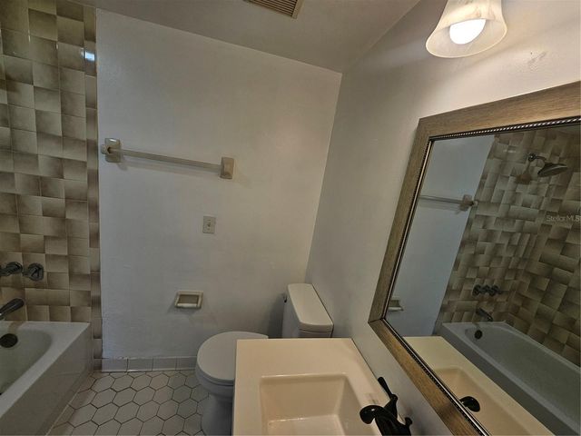 22523 WESTCHESTER BOULEVARD 102B, Port Charlotte, FL 33980
