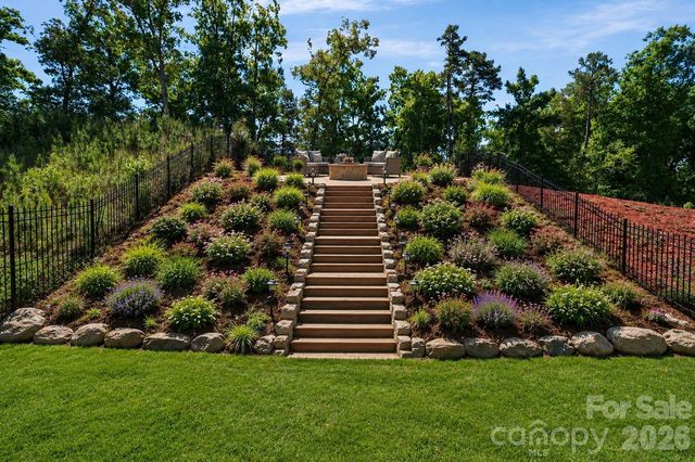 157 Old Harbor Drive, Mount Gilead, NC 27306