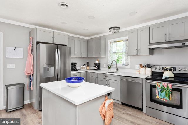 129 RIDGEWAY RD, Front Royal, VA 22630