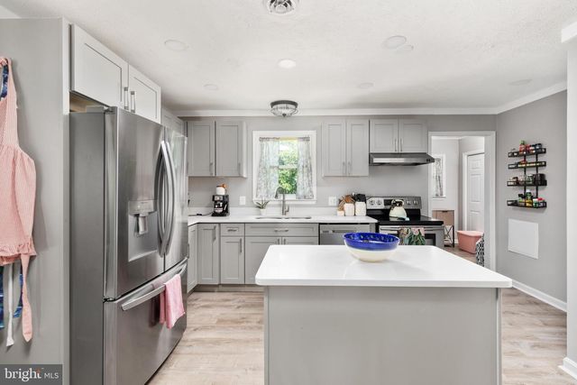 129 RIDGEWAY RD, Front Royal, VA 22630