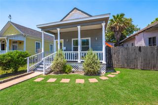 2912 Avenue N 1/2, Galveston, TX 77550