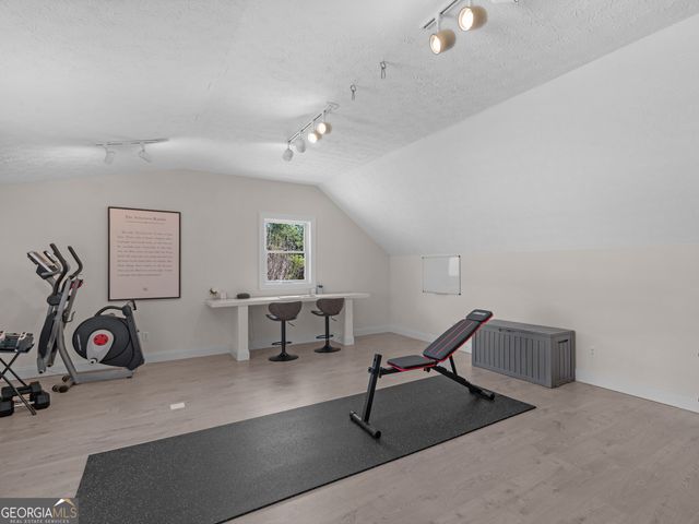 1359 Jenkins Road, Forsyth, GA 31029