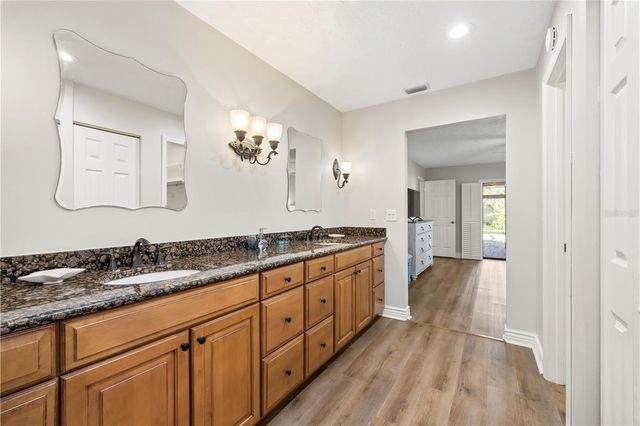 4125 PINAR DRIVE, Bradenton, FL 34210