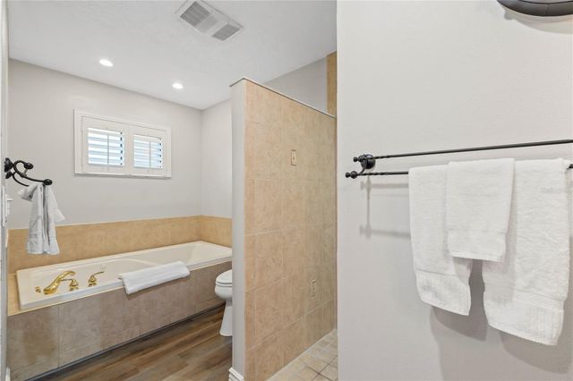4125 PINAR DRIVE, Bradenton, FL 34210