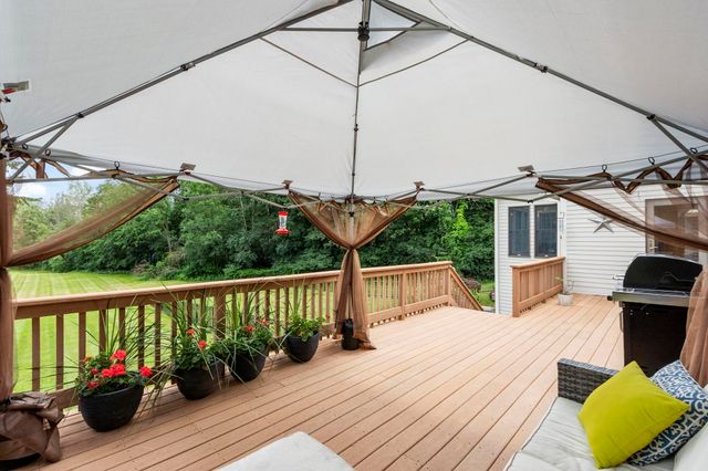 72 Depot Road, Greenland, NH 03840