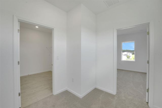883 SHUMARD WAY, Lady Lake, FL 32159