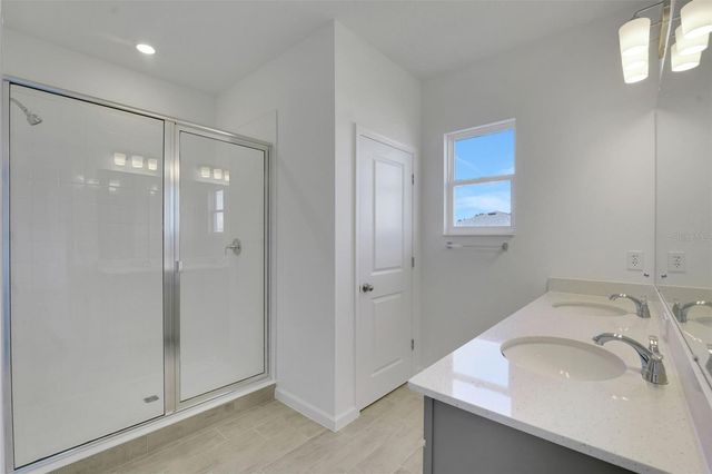 883 SHUMARD WAY, Lady Lake, FL 32159
