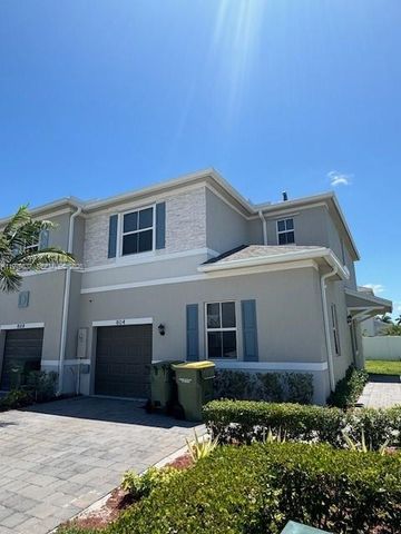 804 SE 18th St 804, Homestead, FL 33034