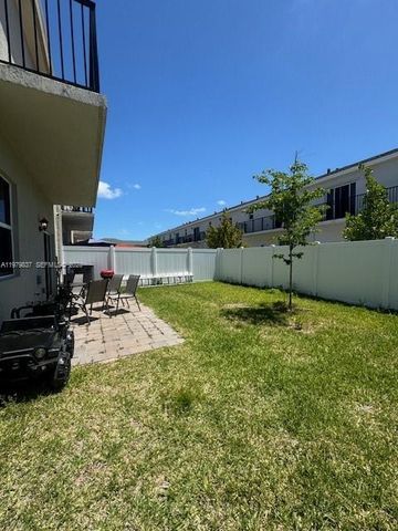 804 SE 18th St 804, Homestead, FL 33034