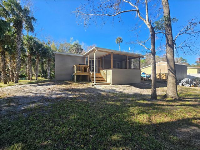 56290 CHERRY TREE ROAD, Astor, FL 32102
