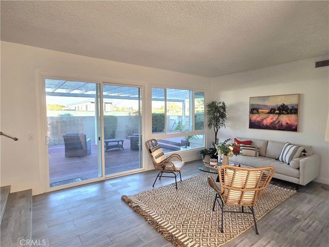 10 Cove, Irvine, CA 92604