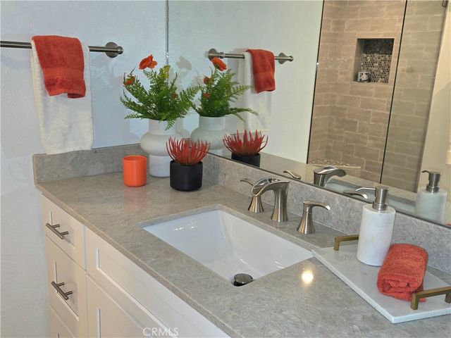 10 Cove, Irvine, CA 92604