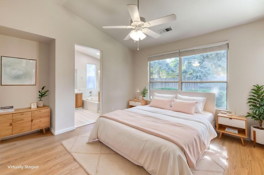 Image 30 of property listing at 2291 E Warwick Avenue, Fresno, CA 93720
