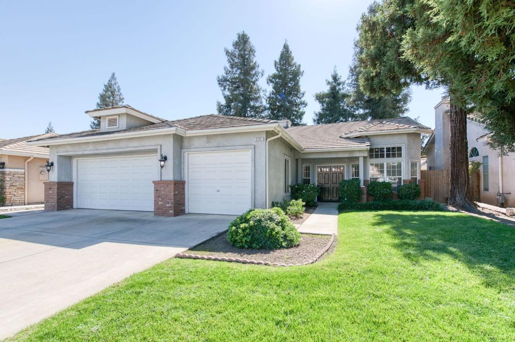 Image 37 of property listing at 2291 E Warwick Avenue, Fresno, CA 93720