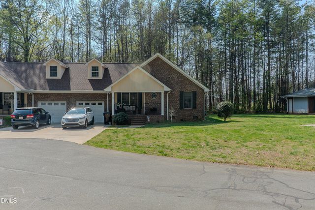 2012 S Mebane Street 104, Burlington, NC 27215