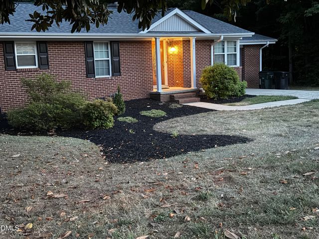 2012 S Mebane Street 104, Burlington, NC 27215