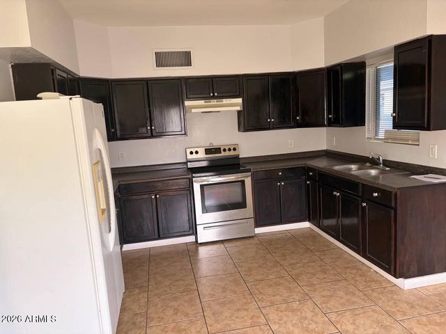 6701 N 60TH Avenue, Glendale, AZ 85301