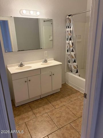 6701 N 60TH Avenue, Glendale, AZ 85301
