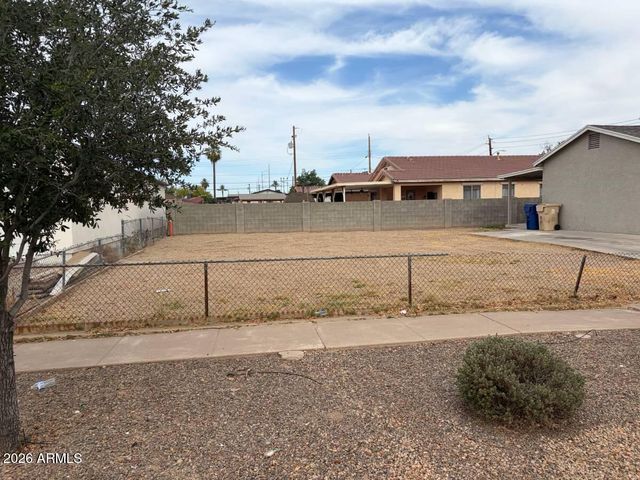 6701 N 60TH Avenue, Glendale, AZ 85301