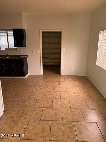 6701 N 60TH Avenue, Glendale, AZ 85301