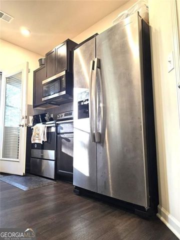 5845 Union Walk Drive, Union City, GA 30291