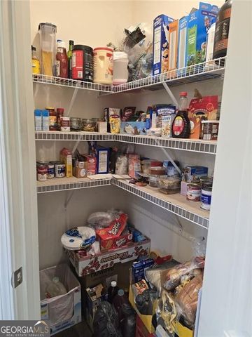 5845 Union Walk Drive, Union City, GA 30291