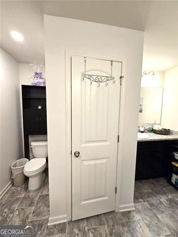 5845 Union Walk Drive, Union City, GA 30291