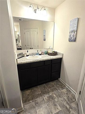 5845 Union Walk Drive, Union City, GA 30291