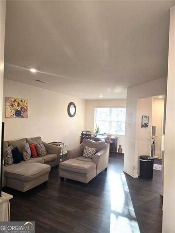 5845 Union Walk Drive, Union City, GA 30291