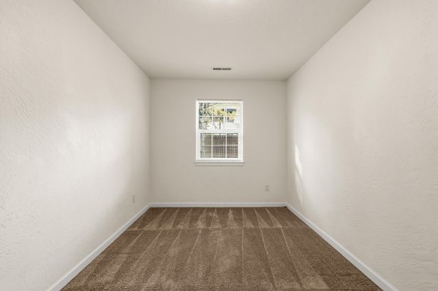 1924 Myers Lane, Medford, OR 97501