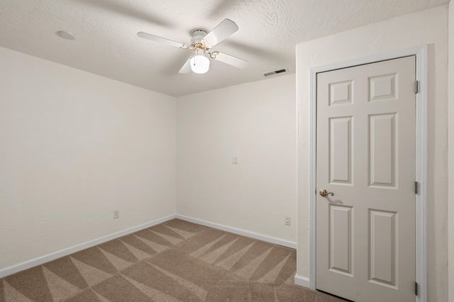 1924 Myers Lane, Medford, OR 97501