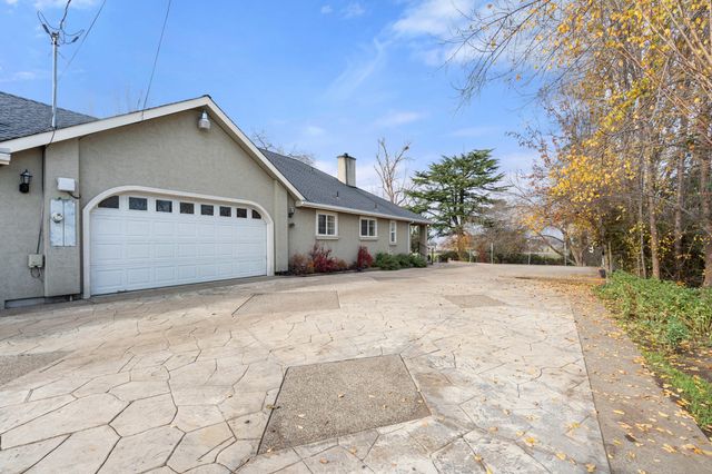 1924 Myers Lane, Medford, OR 97501