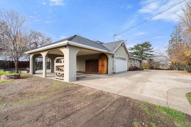 1924 Myers Lane, Medford, OR 97501