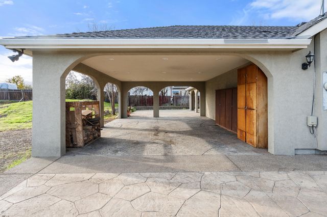 1924 Myers Lane, Medford, OR 97501