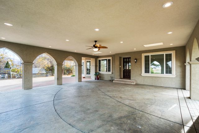 1924 Myers Lane, Medford, OR 97501