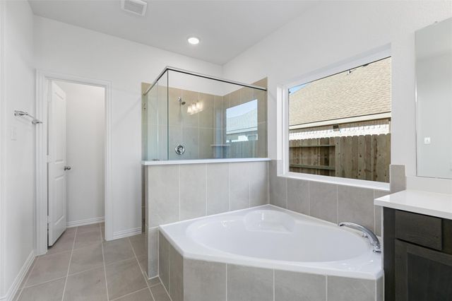 31002 Lake Lila Trail, Waller, TX 77484