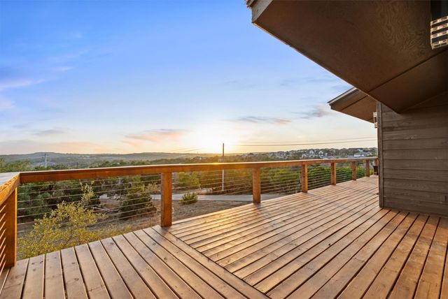 5203 Cueva DR, Austin, TX 78738