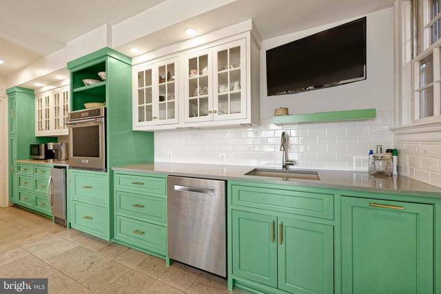 4392 CARRINGTON RD, Markham, VA 22643