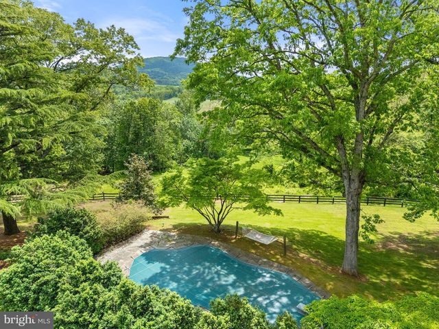 4392 CARRINGTON RD, Markham, VA 22643