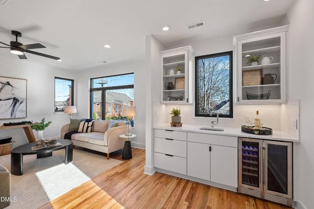 813 N Roxboro Street, Durham, NC 27701