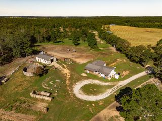 1206 Roark Drive, Summersville, MO 65571