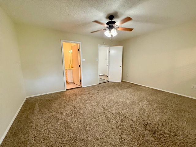 17903 E Strack Drive Garage, Spring, TX 77379