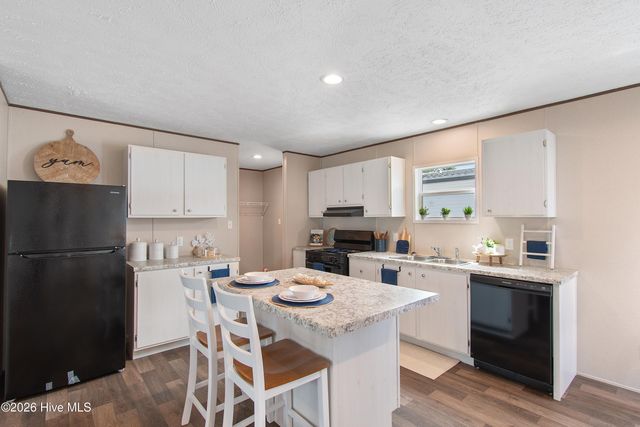 927 Willow Place SW, Calabash, NC 28467
