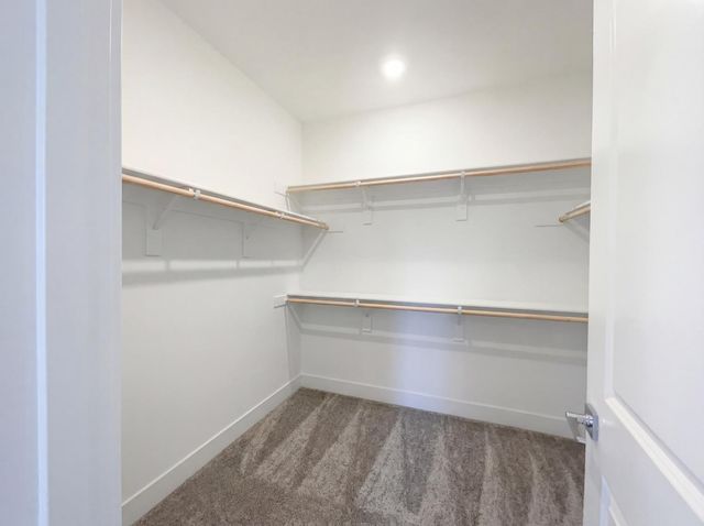 441 N Paso Robles Dr, Tracy, CA 95391