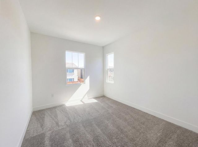 441 N Paso Robles Dr, Tracy, CA 95391